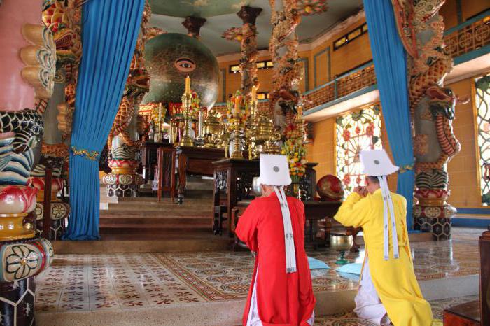 वियतनाम: धर्म और इसकी विशेषताएं